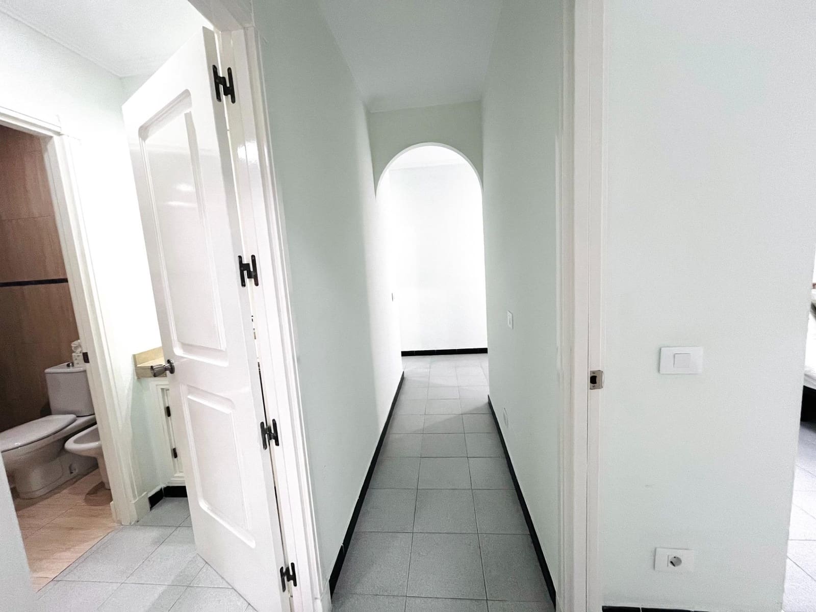 Piso de 3 habitaciones en Las Palmas de Gran Canaria en alquiler con piscina garaje - 1.800 € (Ref: 9770704)