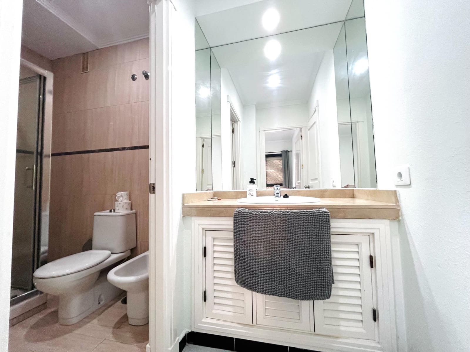 Piso de 3 habitaciones en Las Palmas de Gran Canaria en alquiler con piscina garaje - 1.800 € (Ref: 9770704)