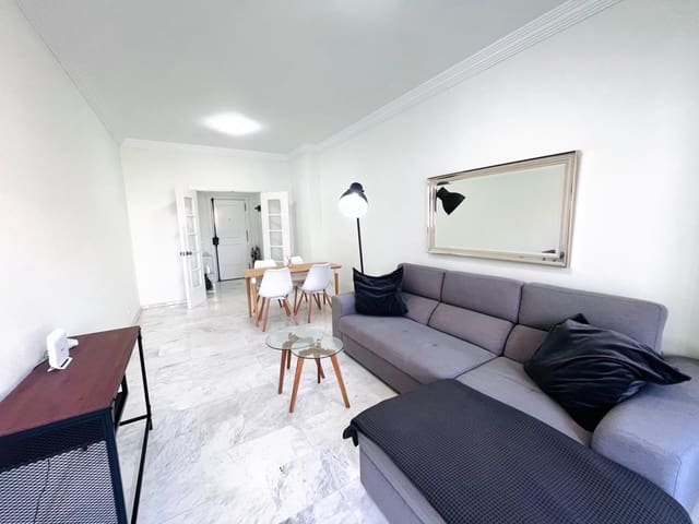 Piso de 3 habitaciones en Las Palmas de Gran Canaria en alquiler con piscina garaje - 1.800 € (Ref: 9770704)