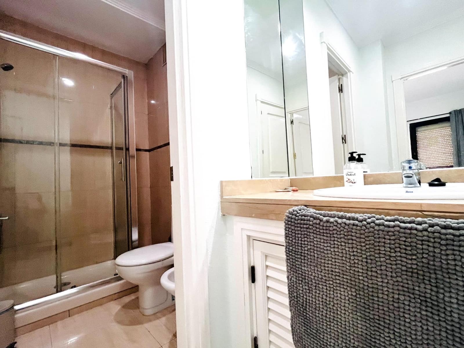 Piso de 3 habitaciones en Las Palmas de Gran Canaria en alquiler con piscina garaje - 1.800 € (Ref: 9770704)