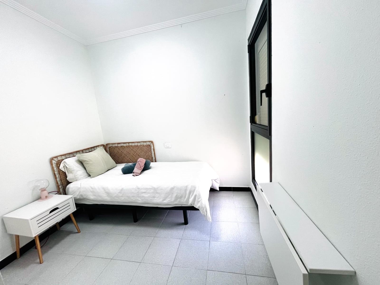 Piso de 3 habitaciones en Las Palmas de Gran Canaria en alquiler con piscina garaje - 1.800 € (Ref: 9770704)