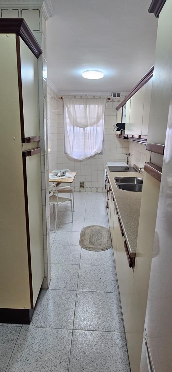 4 makuuhuone Asunto vuokrattavana paikassa Las Palmas de Gran Canaria - 800 € (Ref: 9773102)