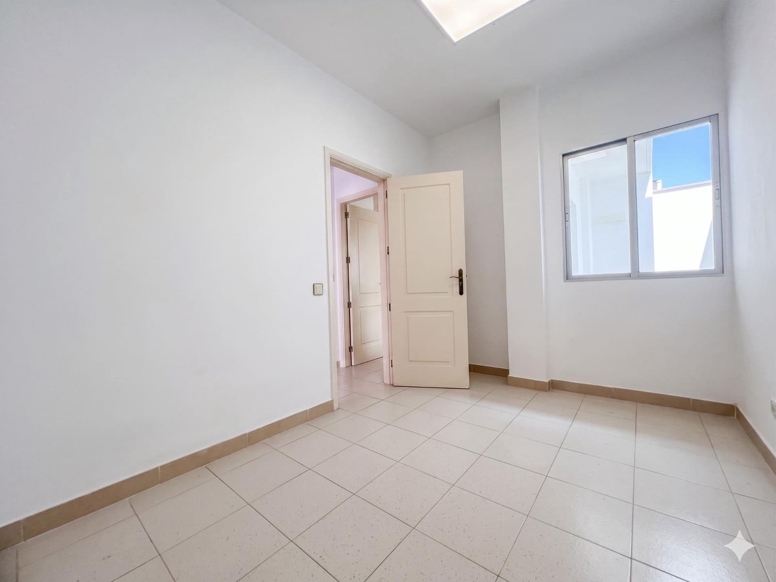 3 Zimmer Wohnung zu verkaufen in Las Palmas de Gran Canaria mit Garage - 336.000 € (Ref: 9778174)