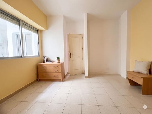 3 Zimmer Wohnung zu verkaufen in Guanarteme, Las Palmas de Gran Canaria mit Garage - 336.000 € (Ref: 9778174)