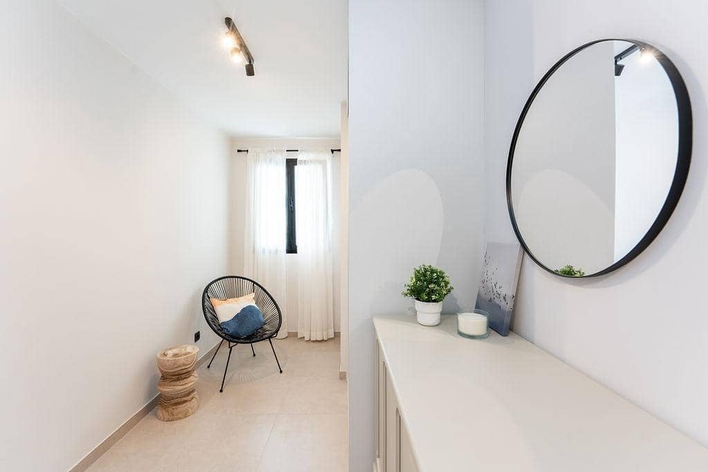 1 slaapkamer Flat te huur in Las Palmas de Gran Canaria - € 950 (Ref: 9778175)