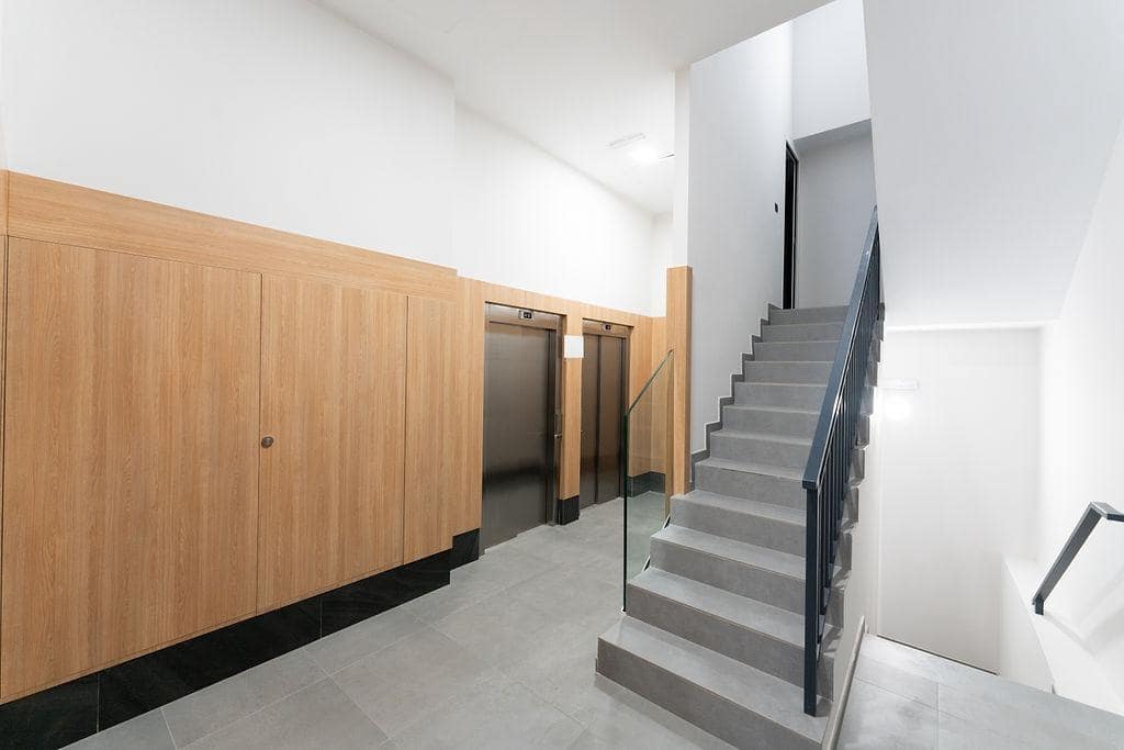 1 slaapkamer Flat te huur in Las Palmas de Gran Canaria - € 950 (Ref: 9778175)