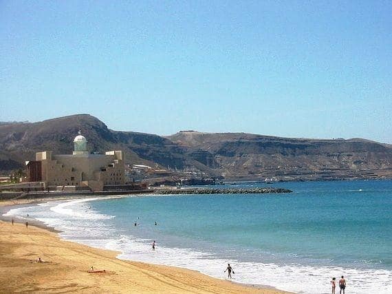 2 sovrum Lägenhet att hyra i Las Palmas de Gran Canaria - 975 € (Ref: 9788434)