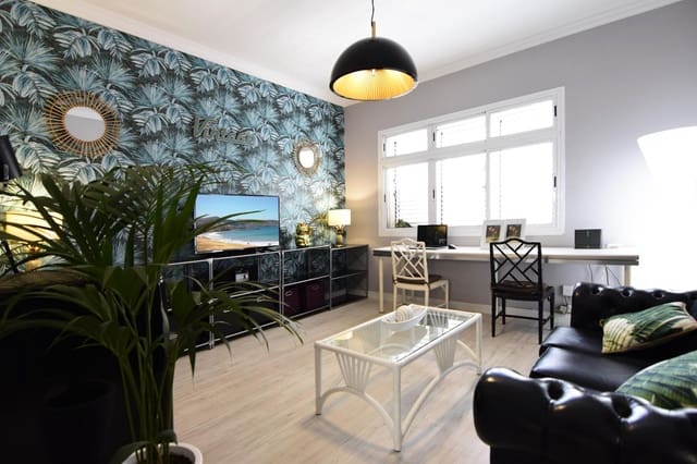 2 bedroom Flat for rent in Guanarteme, Las Palmas de Gran Canaria - € 975 (Ref: 9788434)
