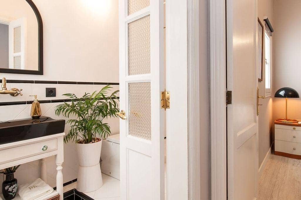 2 bedroom Flat for rent in Las Palmas de Gran Canaria - € 975 (Ref: 9788434)