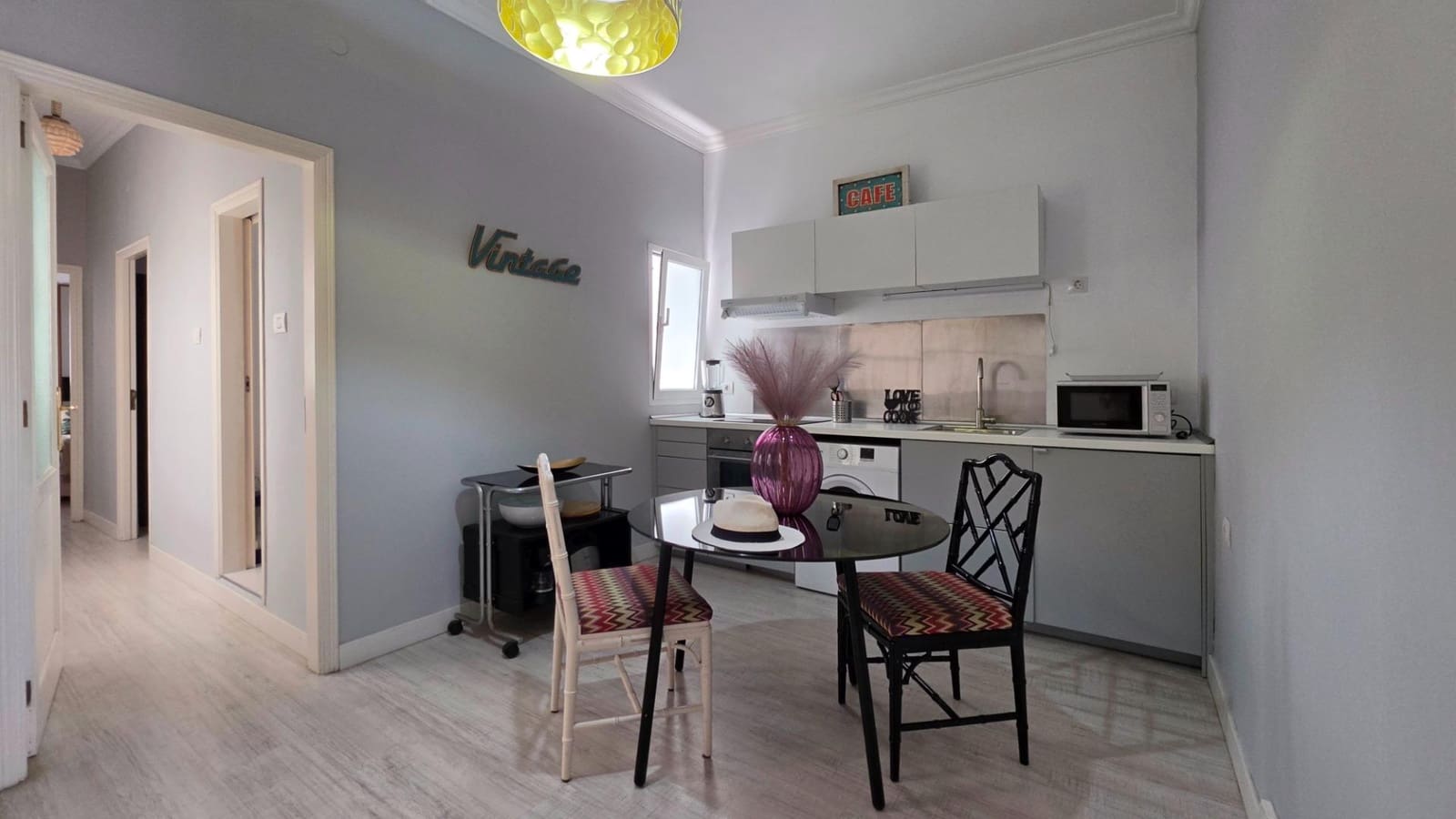 2 bedroom Flat for rent in Las Palmas de Gran Canaria - € 975 (Ref: 9788434)