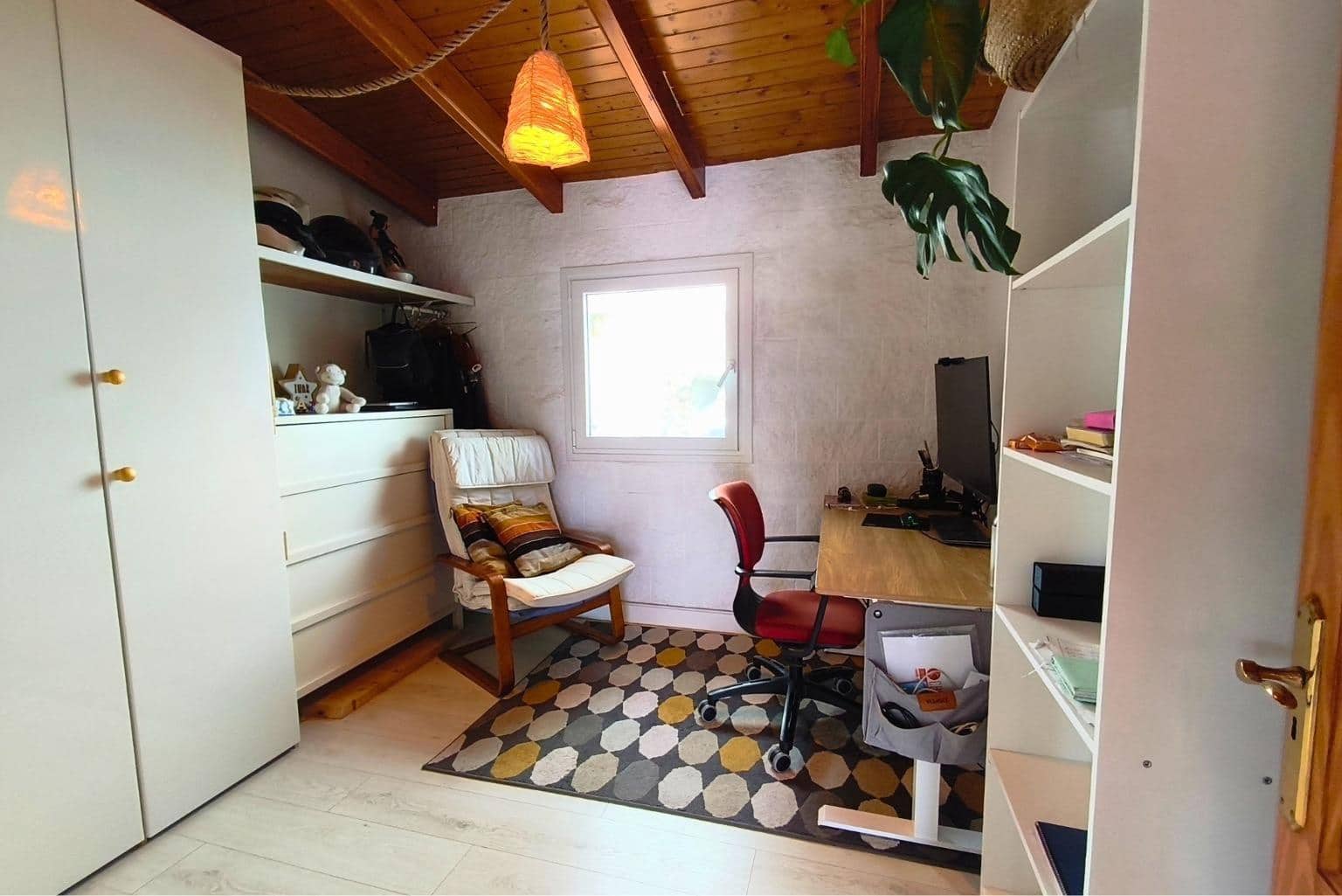 4 bedroom Villa for sale in Arucas with garage - € 299,000 (Ref: 9788437)