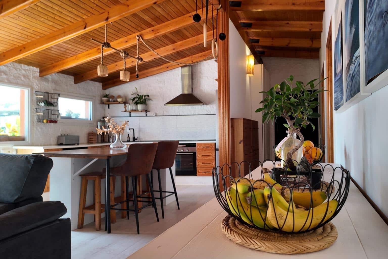 4 bedroom Villa for sale in Arucas with garage - € 299,000 (Ref: 9788437)