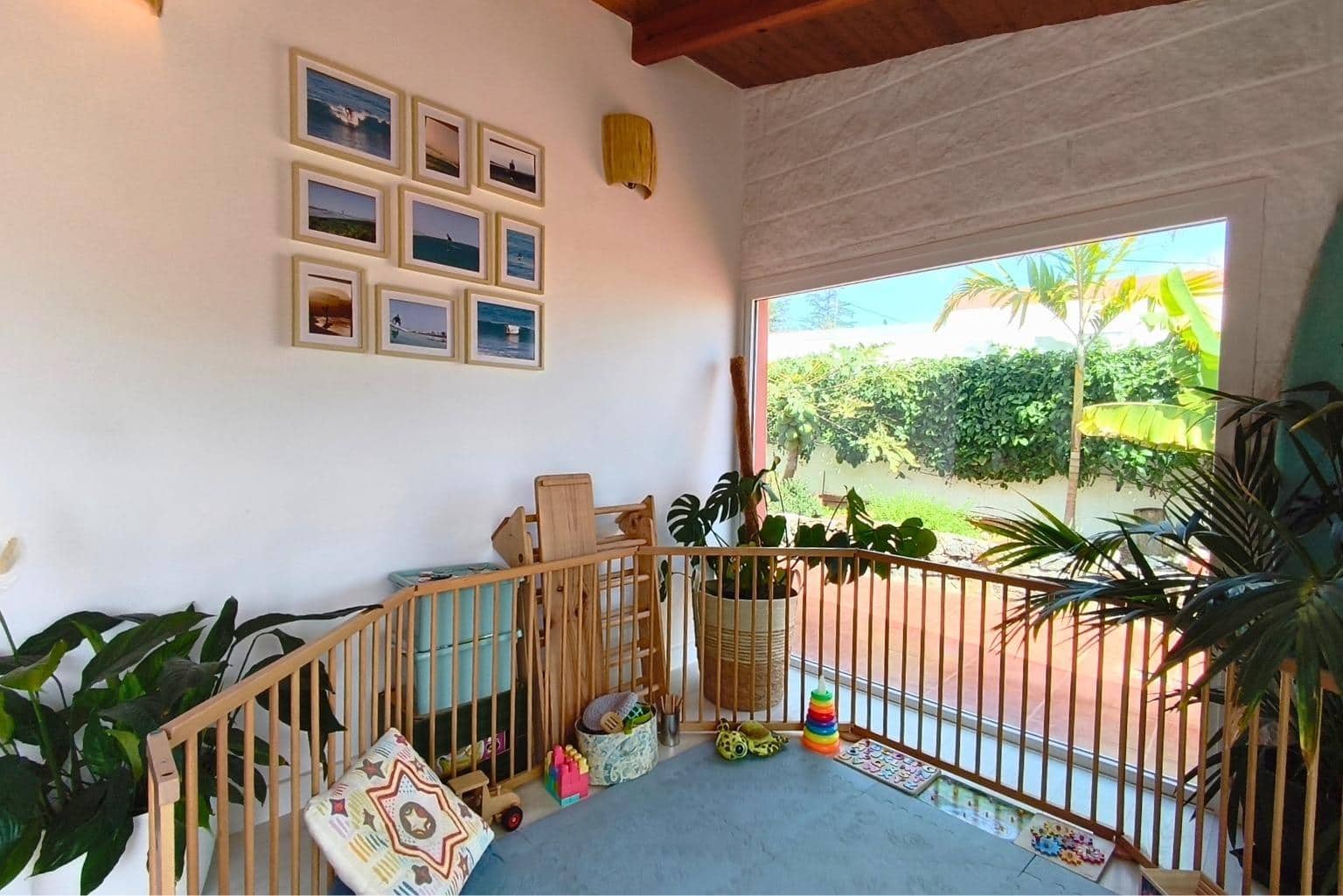 4 bedroom Villa for sale in Arucas with garage - € 299,000 (Ref: 9788437)