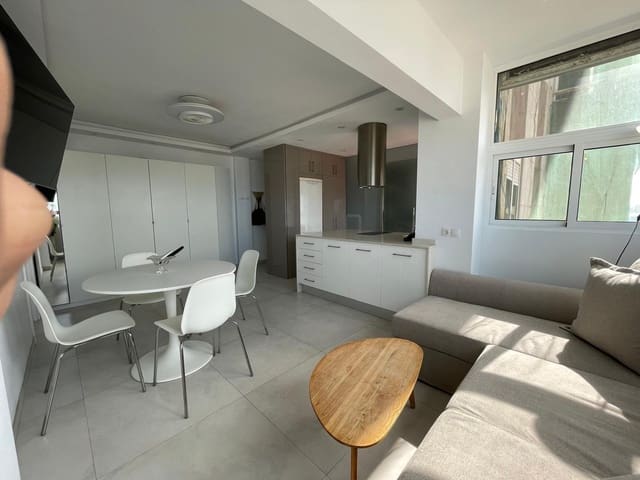 Apartamento de 1 habitación en Las Palmas de Gran Canaria en alquiler - 850 € (Ref: 9797152)