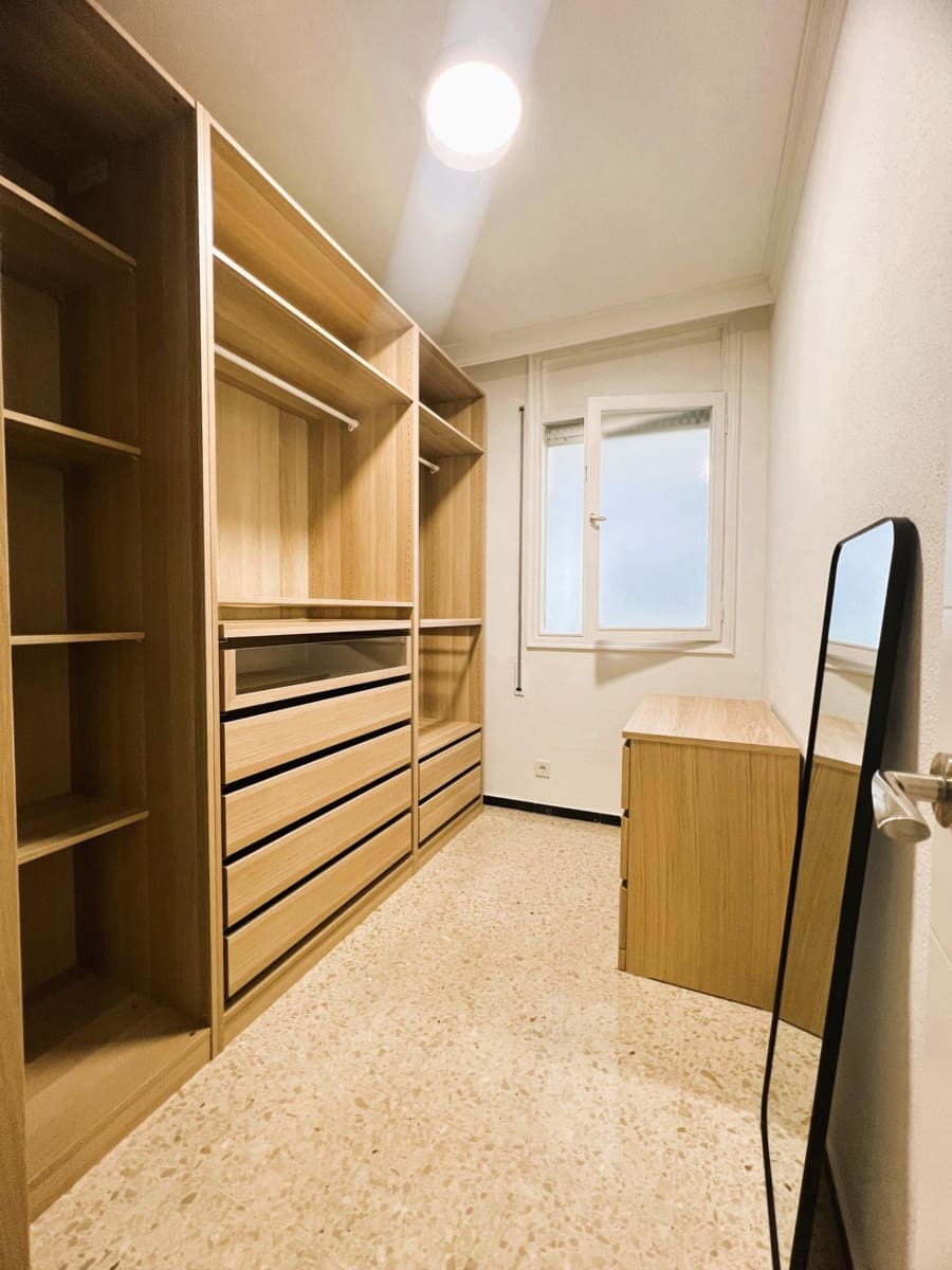 4 Zimmer Wohnung zu vermieten in Las Palmas de Gran Canaria mit Garage - 1.200 € (Ref: 9808022)