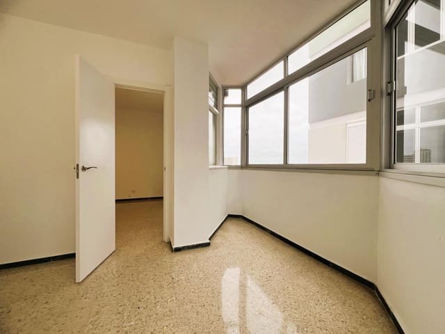 4 Zimmer Wohnung zu vermieten in Escaleritas, Las Palmas de Gran Canaria mit Garage - 1.200 € (Ref: 9808022)