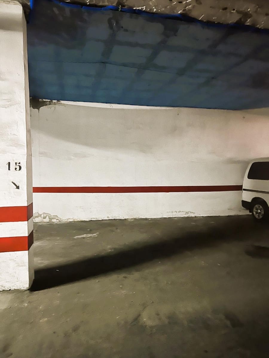 4 Zimmer Wohnung zu vermieten in Las Palmas de Gran Canaria mit Garage - 1.200 € (Ref: 9808022)