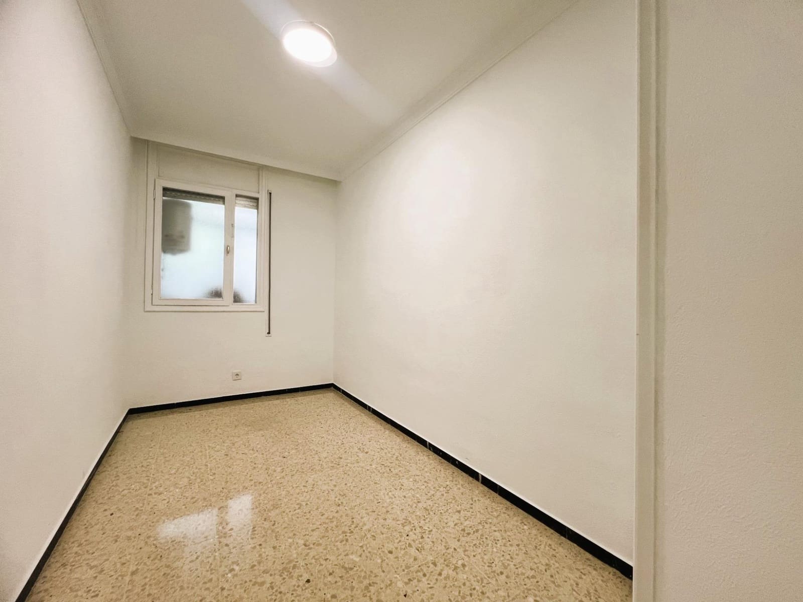 4 Zimmer Wohnung zu vermieten in Las Palmas de Gran Canaria mit Garage - 1.200 € (Ref: 9808022)