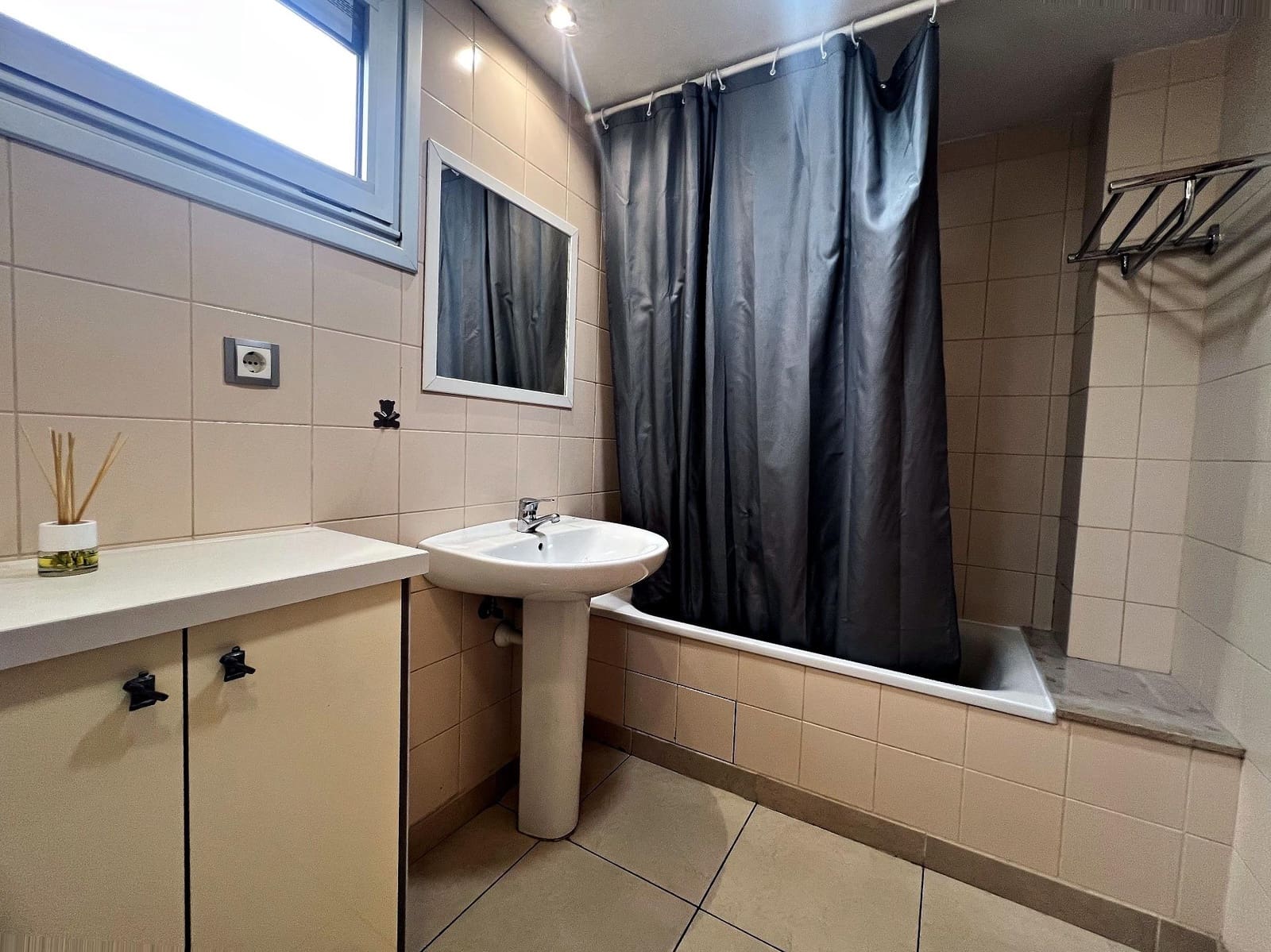 3 sypialnia Mieszkanie na sprzedaż w Las Palmas de Gran Canaria z garażem - 197 000 € (Ref: 9815879)