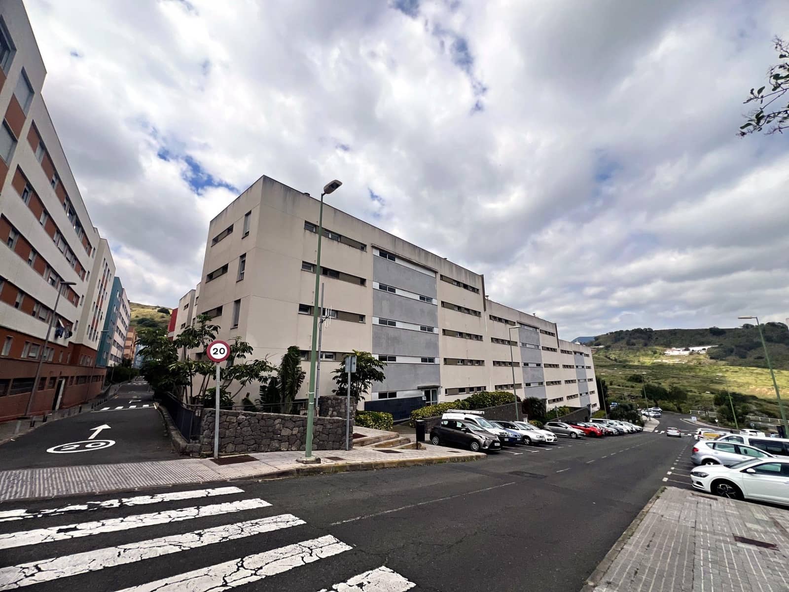 3 sypialnia Mieszkanie na sprzedaż w Las Palmas de Gran Canaria z garażem - 197 000 € (Ref: 9815879)