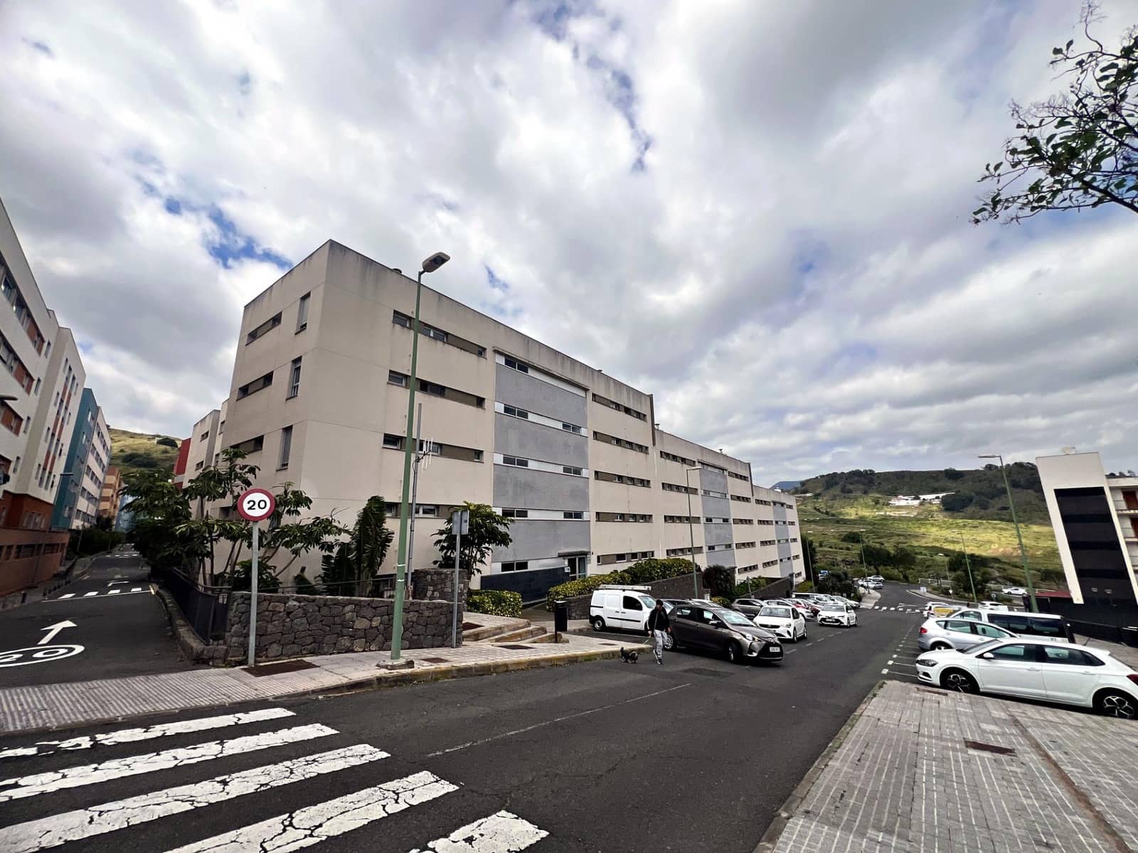 3 sypialnia Mieszkanie na sprzedaż w Las Palmas de Gran Canaria z garażem - 197 000 € (Ref: 9815879)