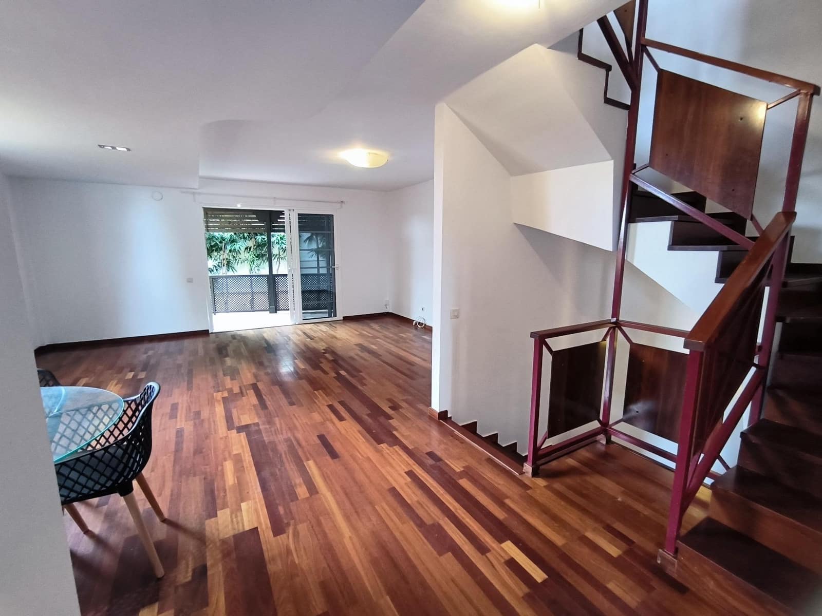 Pareado de 3 habitaciones en Las Palmas de Gran Canaria en venta con garaje - 409.000 € (Ref: 9831579)