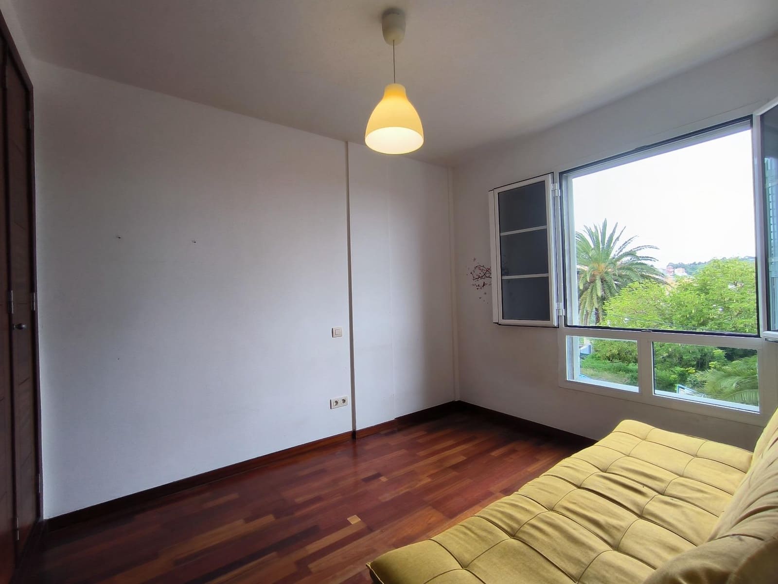 Pareado de 3 habitaciones en Las Palmas de Gran Canaria en venta con garaje - 409.000 € (Ref: 9831579)
