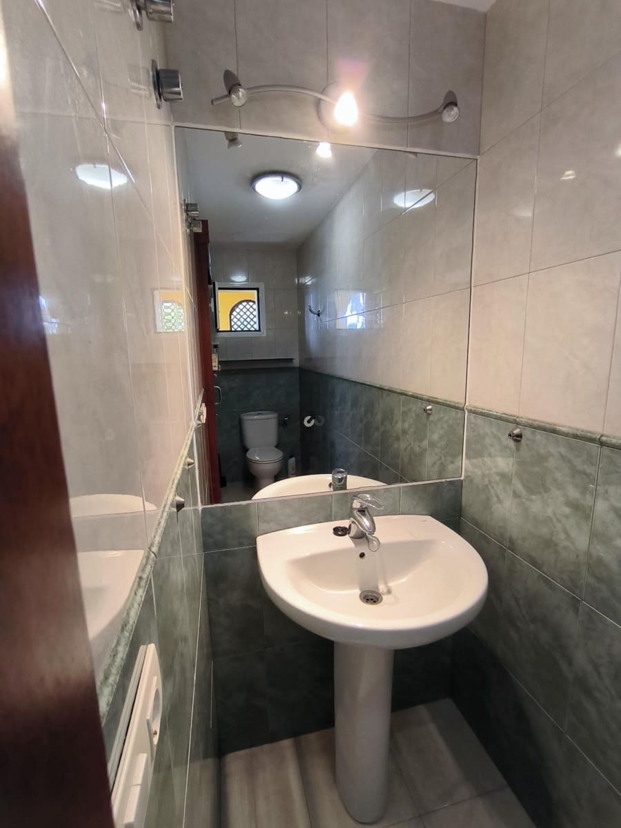 3 bedroom Semi-detached Villa for sale in Las Palmas de Gran Canaria with garage - € 409,000 (Ref: 9831579)