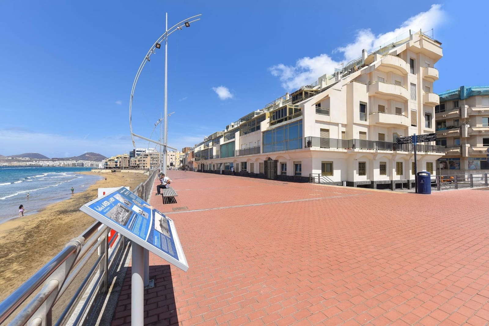 2 makuuhuone Asunto vuokrattavana paikassa Las Palmas de Gran Canaria - 1 800 € (Ref: 9860139)