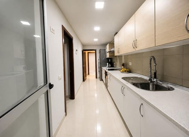 3 sovrum Lägenhet att hyra i Siete Palmas, Las Palmas de Gran Canaria med garage - 1 300 € (Ref: 9868628)