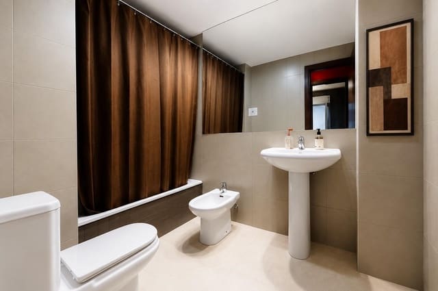 3 sovrum Lägenhet att hyra i Siete Palmas, Las Palmas de Gran Canaria med garage - 1 300 € (Ref: 9868628)
