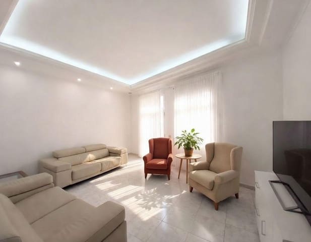 6 soveværelse Lejlighed til salg i Guanarteme, Las Palmas de Gran Canaria - € 570.000 (Ref: 9868629)