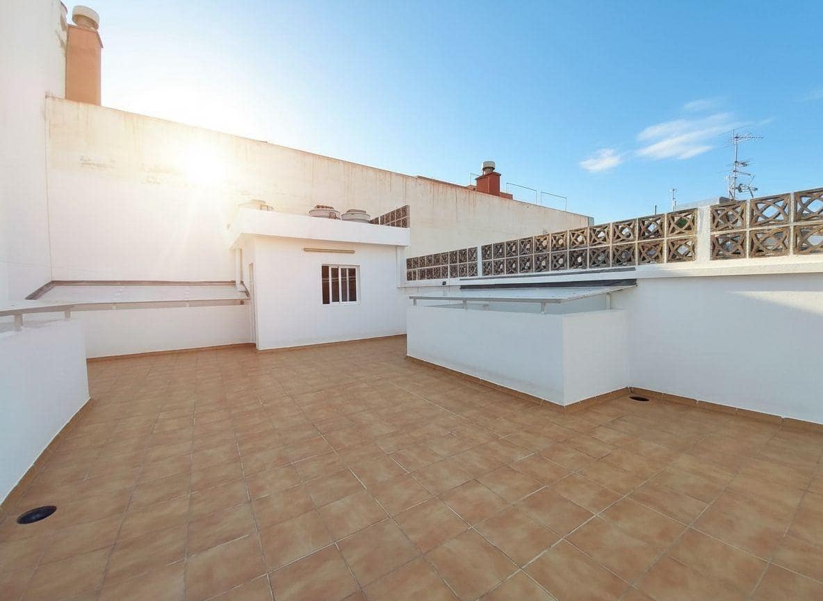 6 soveværelse Lejlighed til salg i Las Palmas de Gran Canaria - € 570.000 (Ref: 9868629)
