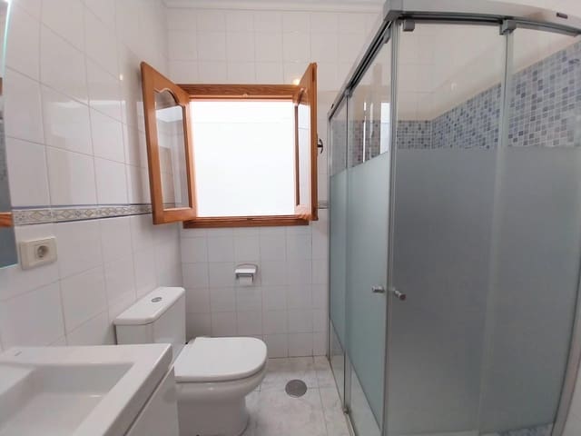 6 soveværelse Lejlighed til salg i Guanarteme, Las Palmas de Gran Canaria - € 570.000 (Ref: 9868629)