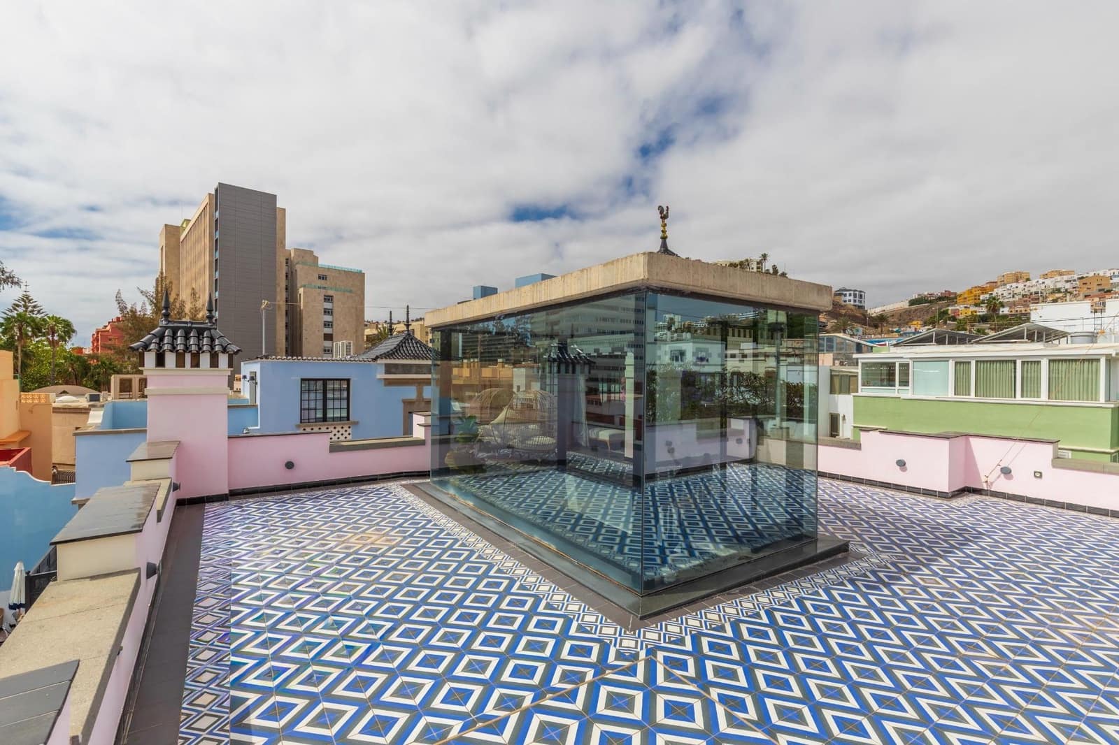 5 bedroom Villa for sale in Las Palmas de Gran Canaria with pool garage - € 1,285,000 (Ref: 9873542)