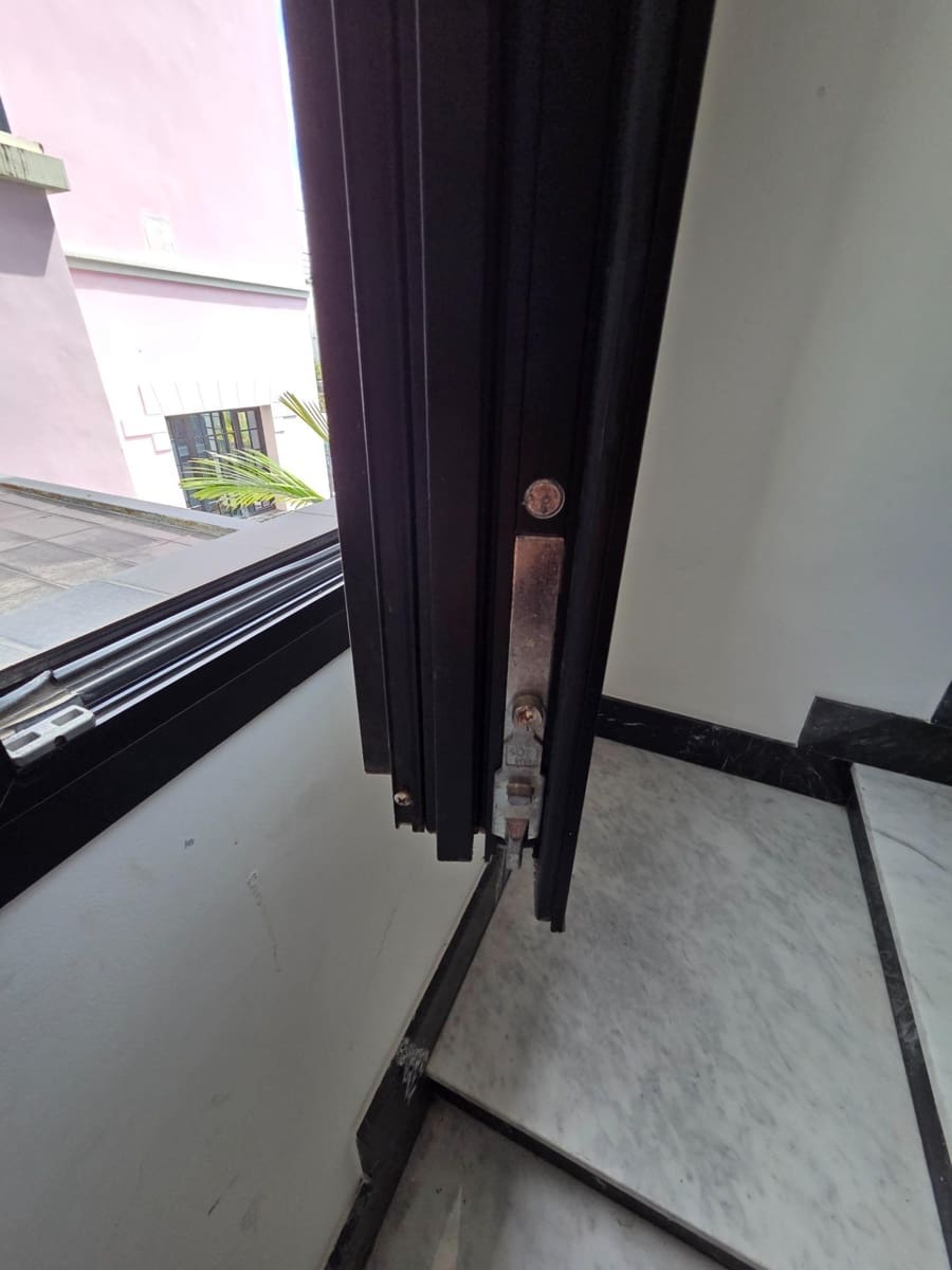 5 quarto Moradia para venda em Las Palmas de Gran Canaria com piscina garagem - 925 000 € (Ref: 9873543)