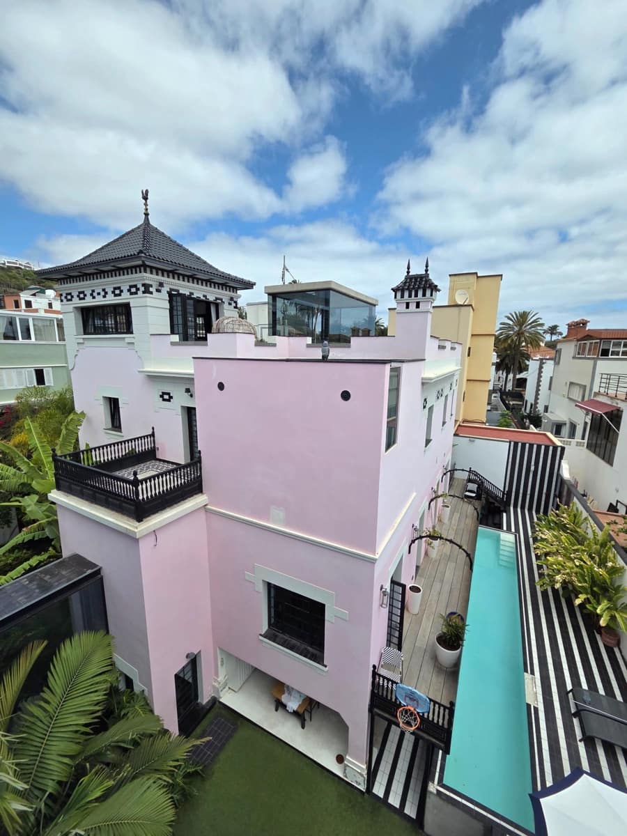 10 chambre Villa/Maison à vendre à Las Palmas de Gran Canaria avec piscine garage - 2 210 000 € (Ref: 9878905)