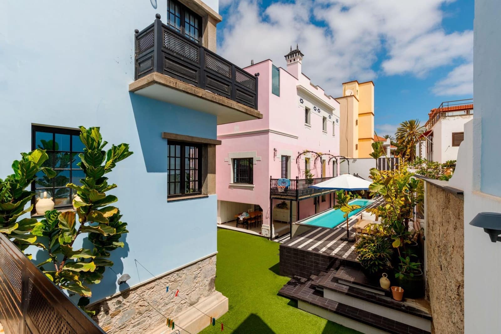 10 chambre Villa/Maison à vendre à Las Palmas de Gran Canaria avec piscine garage - 2 210 000 € (Ref: 9878905)
