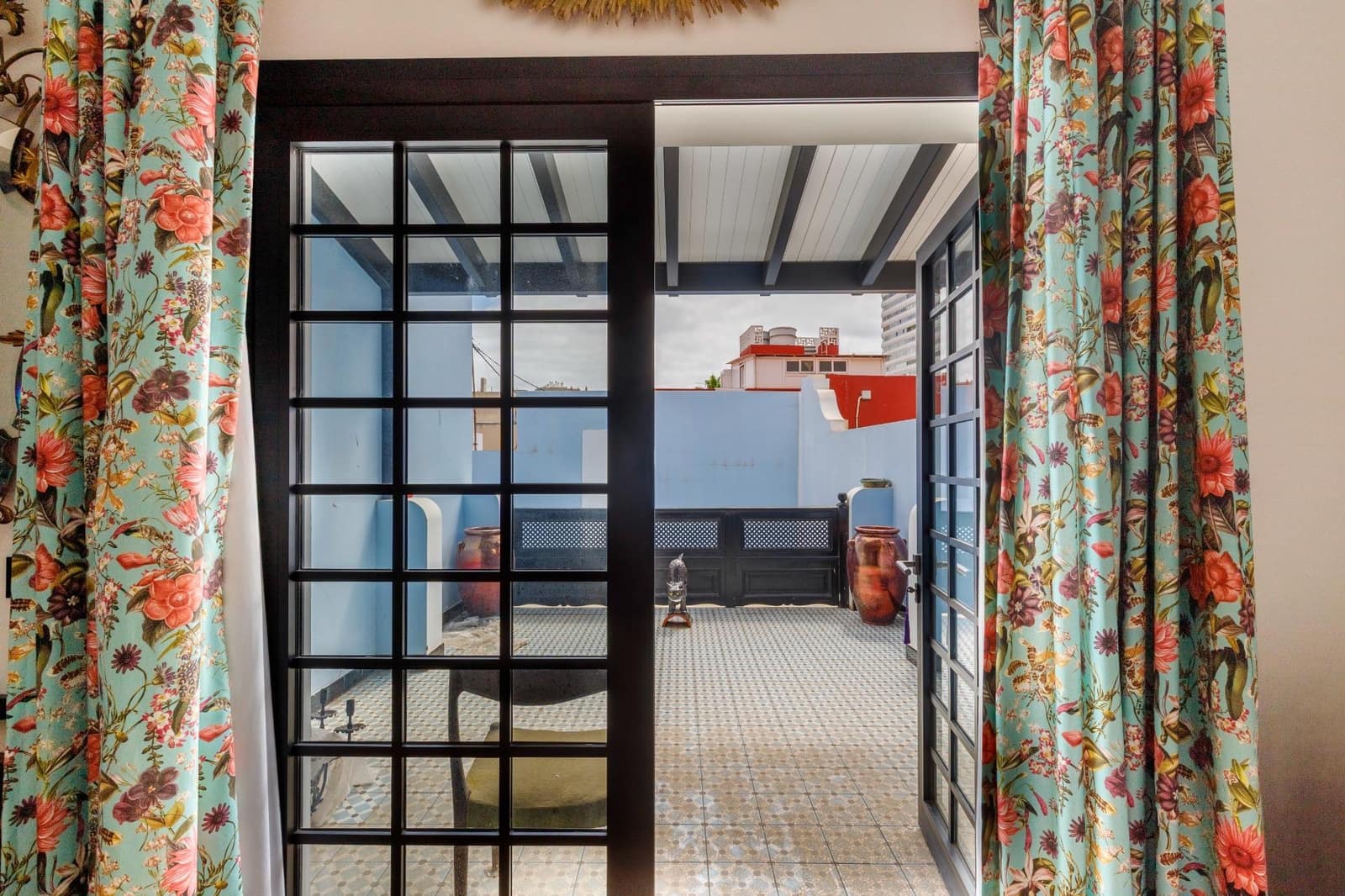 10 chambre Villa/Maison à vendre à Las Palmas de Gran Canaria avec piscine garage - 2 210 000 € (Ref: 9878905)