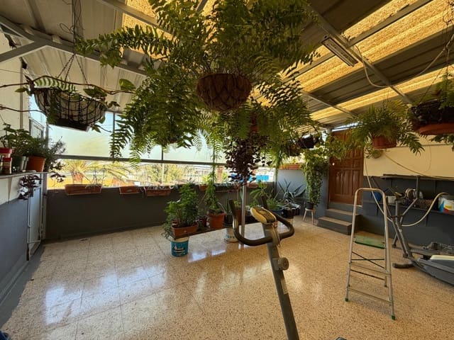 2 slaapkamer Penthouse te koop in Telde - € 126.500 (Ref: 9881971)