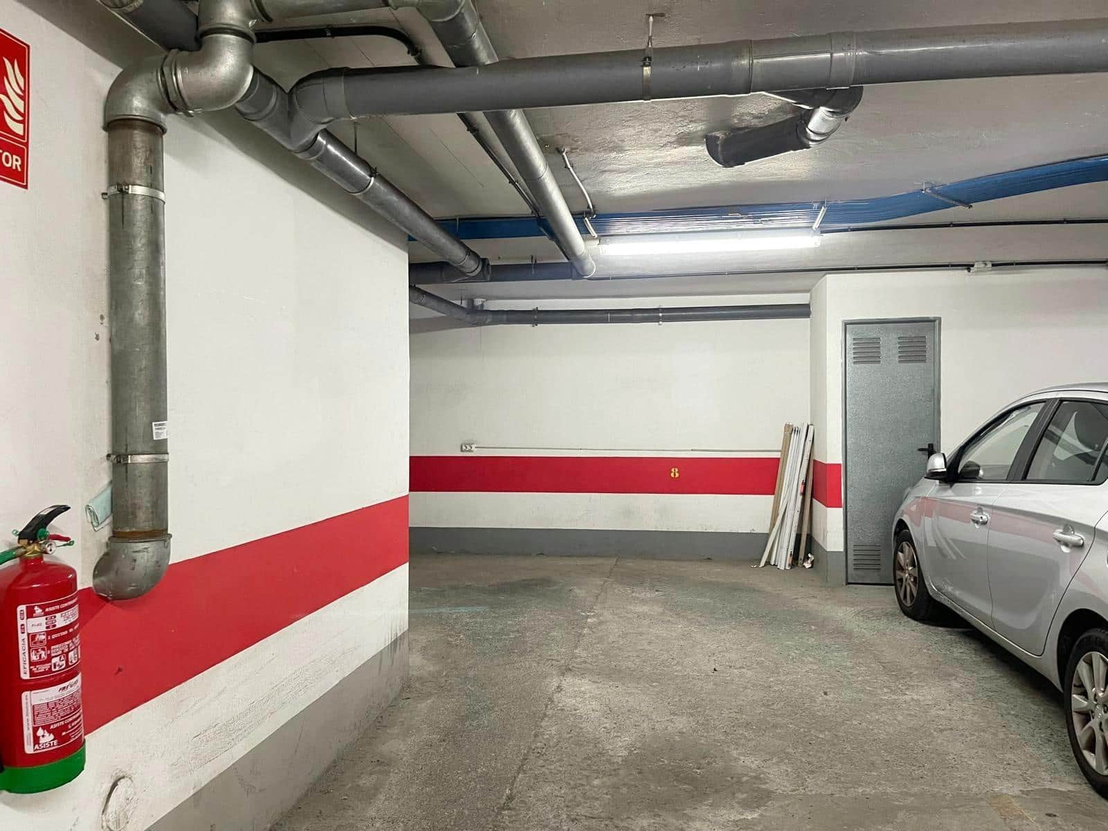 4 soveværelse Lejlighed til leje i Las Palmas de Gran Canaria med garage - € 1.500 (Ref: 9884863)