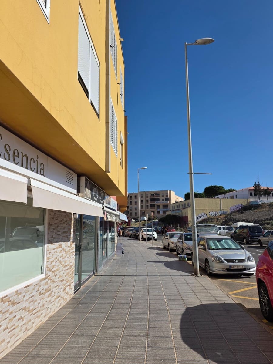 Garaje en San Bartolomé de Tirajana en venta - 30.000 € (Ref: 9892415)