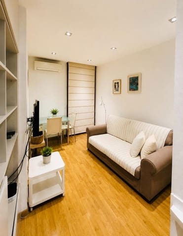 2 Zimmer Wohnung zu vermieten in Las Palmas de Gran Canaria - 1.000 € (Ref: 9898723)