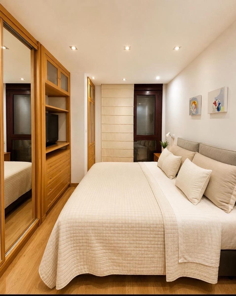 2 Zimmer Wohnung zu vermieten in Las Palmas de Gran Canaria - 1.000 € (Ref: 9898723)