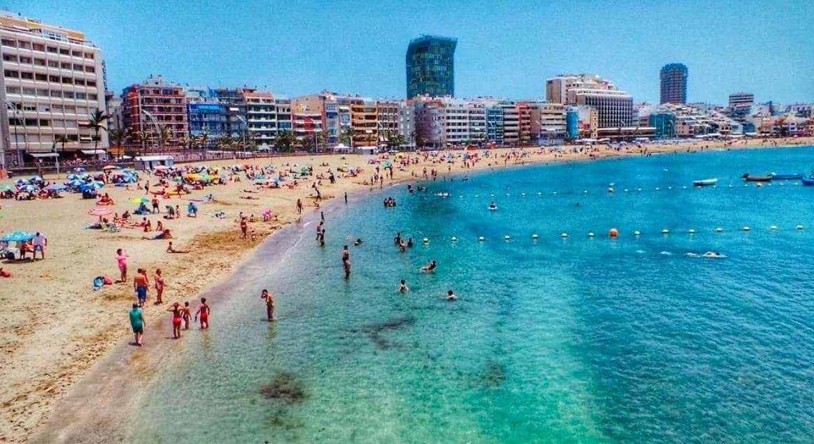 2 Zimmer Wohnung zu vermieten in Las Palmas de Gran Canaria - 1.000 € (Ref: 9898723)