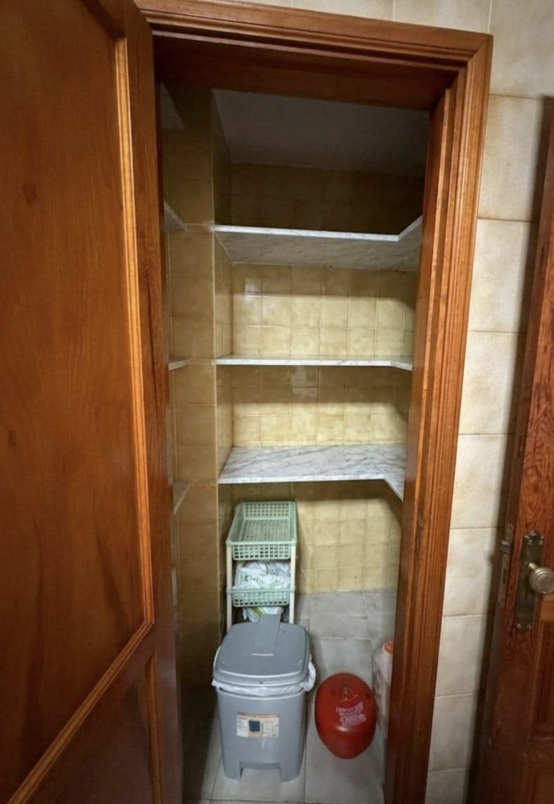 3 quarto Moradia em Banda para venda em Las Palmas de Gran Canaria com garagem - 239 000 € (Ref: 9915870)