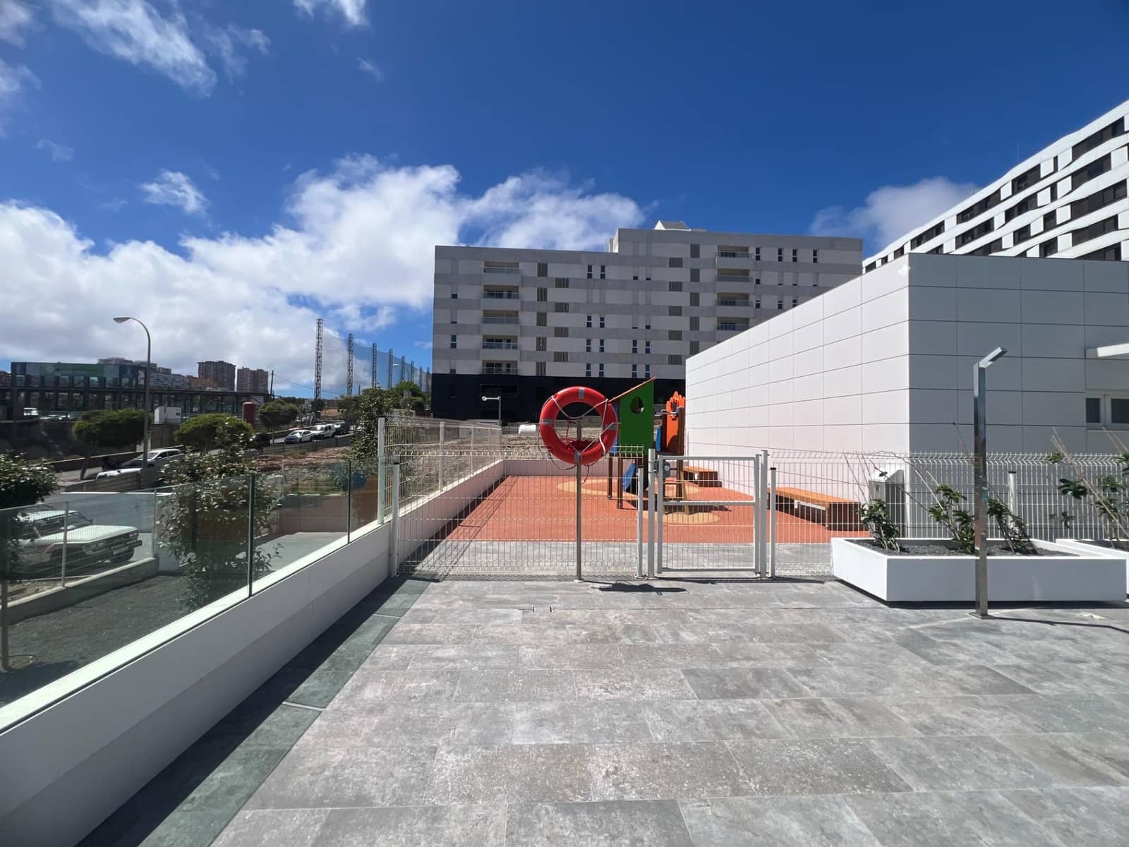 2 bedroom Flat for rent in Las Palmas de Gran Canaria with pool garage - € 1,200 (Ref: 9929445)