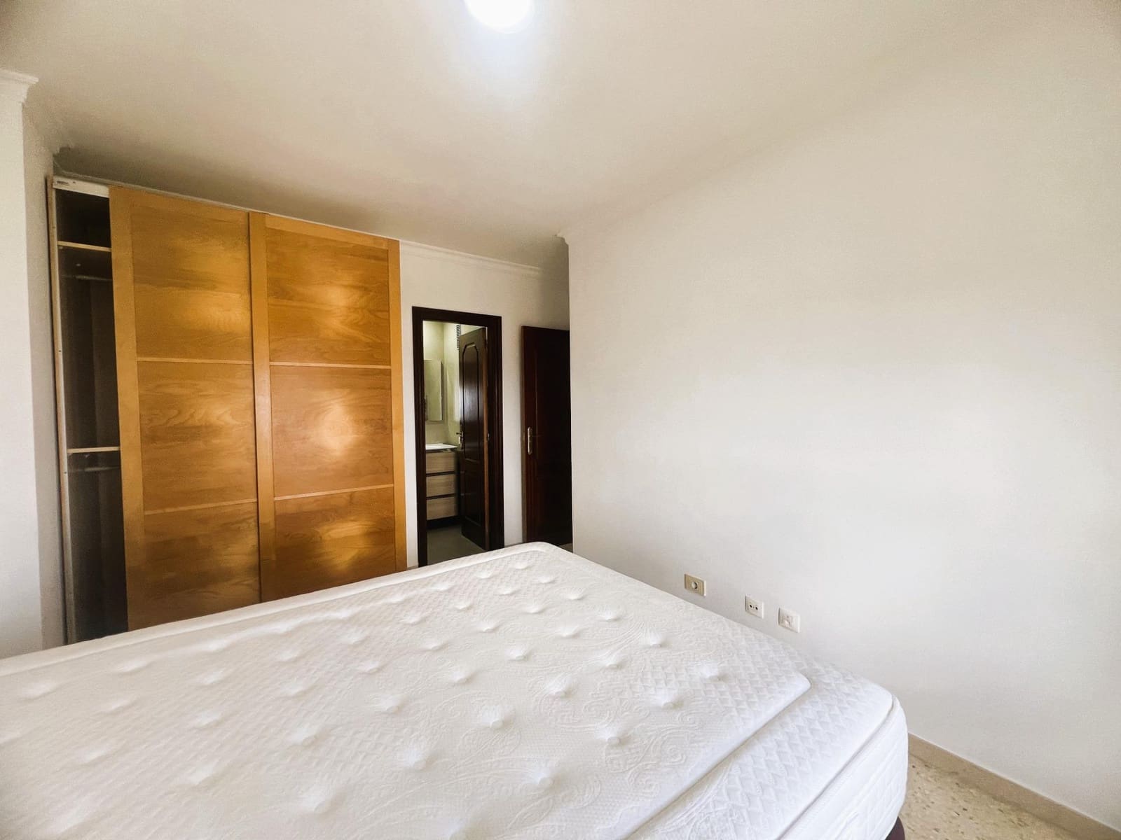 3 soverom Leilighet til leie i Las Palmas de Gran Canaria med garasje - € 950 (Ref: 9929446)