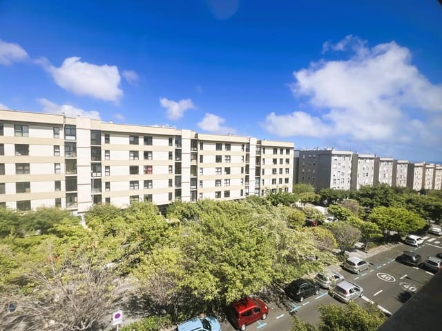 3 soverom Leilighet til leie i Siete Palmas, Las Palmas de Gran Canaria med garasje - € 950 (Ref: 9929446)