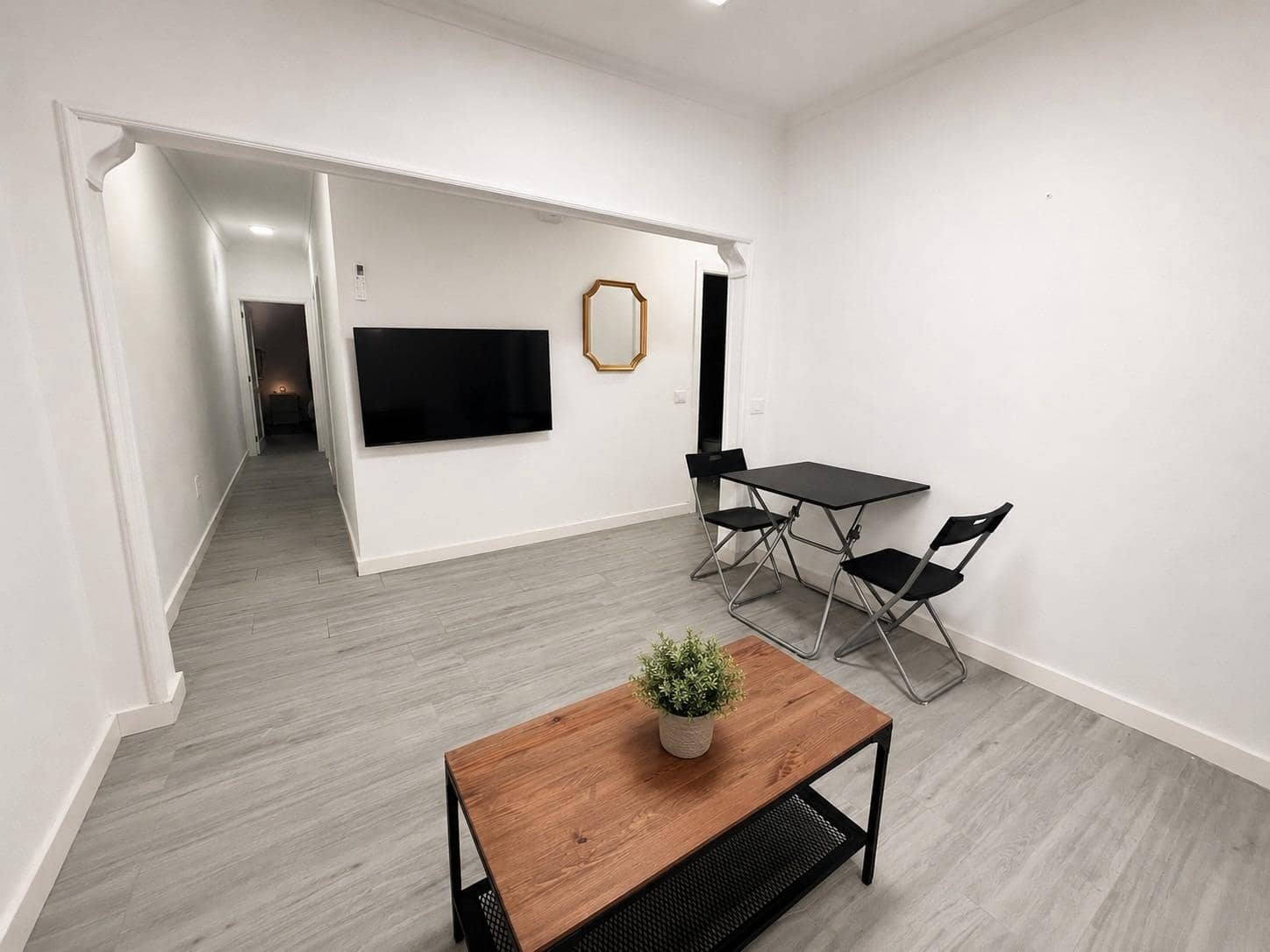 Appartement de 2 chambres à louer à Las Palmas de Gran Canaria - 1 150 € (Ref: 9938251)